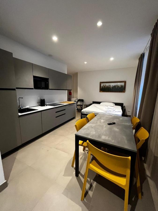 Bilo - Apartments For Rent Тренто Экстерьер фото