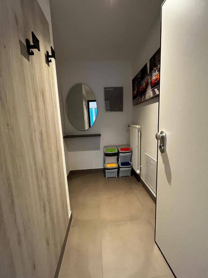 Bilo - Apartments For Rent Тренто Экстерьер фото